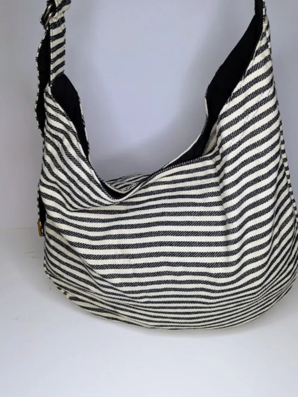 Thirty-One Retro Metro Twill Stripe Hobo Bag